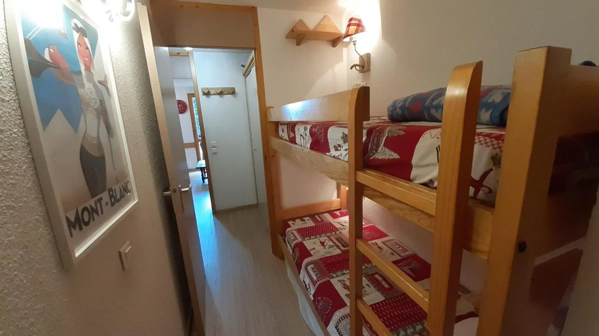 Apartment Appartement 5 Personnes A 50M Des Pistes Avec Balcon, Parking Et Option Wi-Fi - Fr-1-514-24 Courchevel France