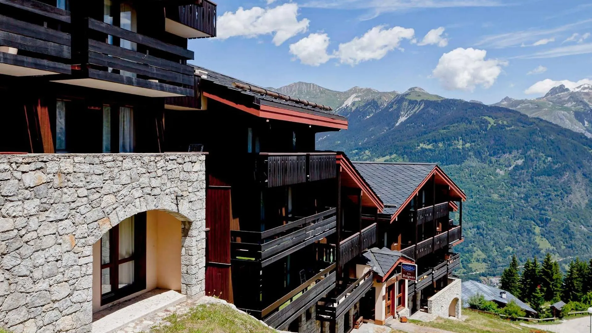 Apartment Appartement 5 Personnes A 50M Des Pistes Avec Balcon, Parking Et Option Wi-Fi - Fr-1-514-24 Courchevel